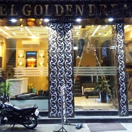 Hotel Golden Dreams Amritsar Bagian luar foto